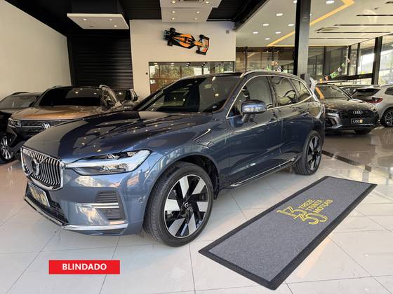 VOLVO XC60 2.0 T8 RECHARGE ULTIMATE AWD GEARTRONIC VOLVO XC60 2.0 T8 RECHARGE ULTIMATE AWD GEARTRONIC